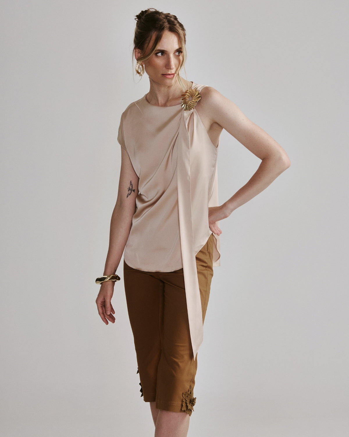 Blusa de Cetim Champagne