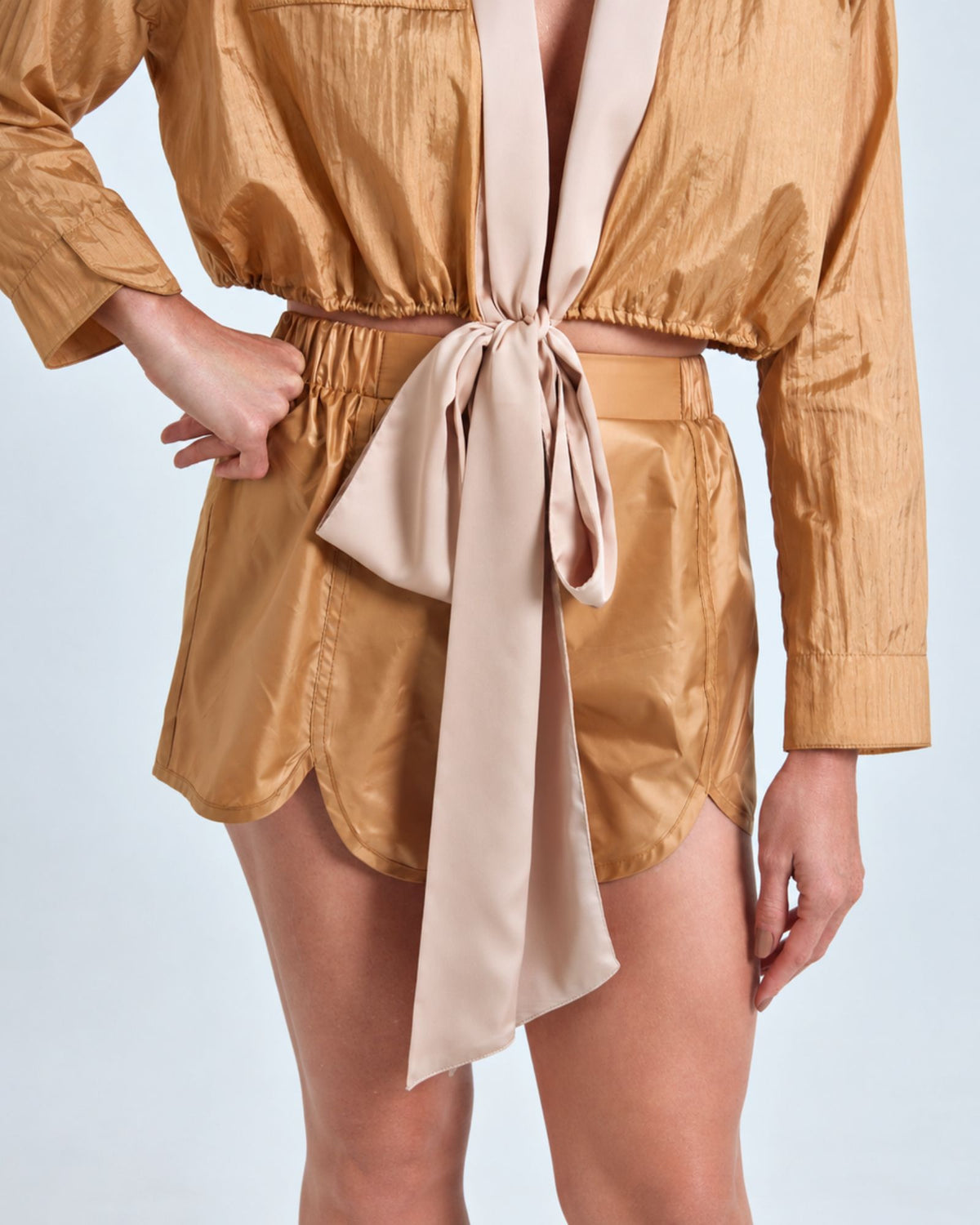 Short Caramelo